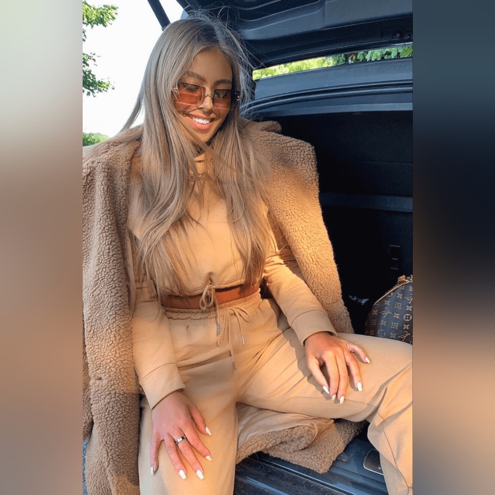 BREEZY (Camel) - Cropped Hoodie & Joggers